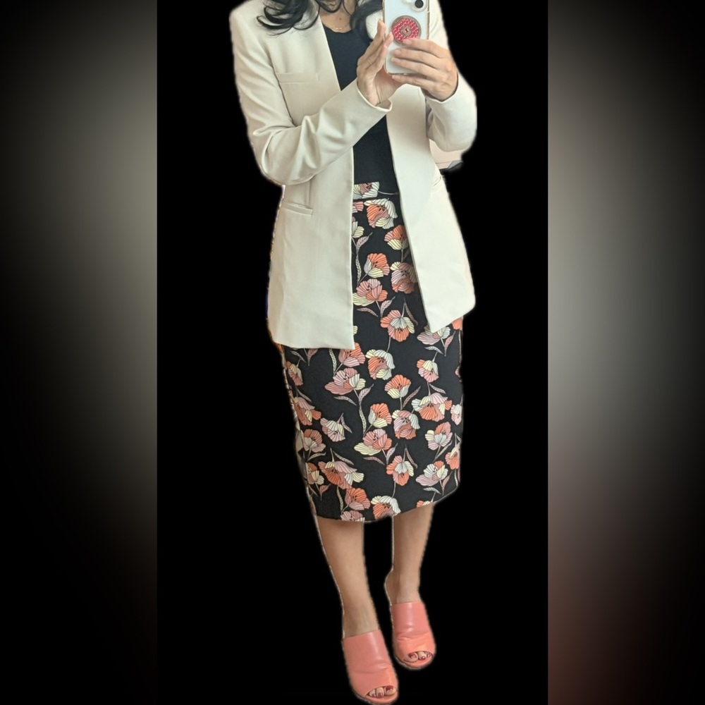 Who What Wear Women's Black Floral Poppy Mallow Classic Pencil Skirt 2 NWT